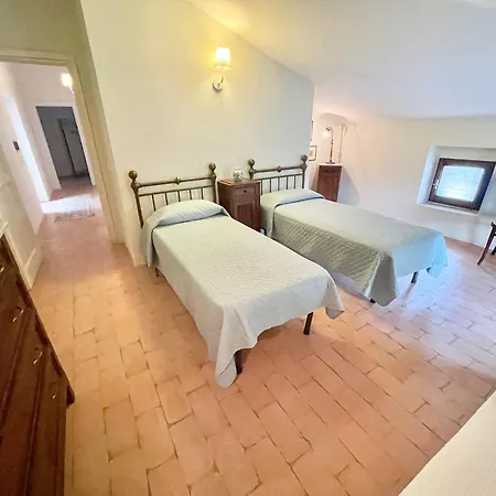 Ecstatic Views Around - Exc Villa, Pool Grounds - Pool House - 11 Guests Willa *
